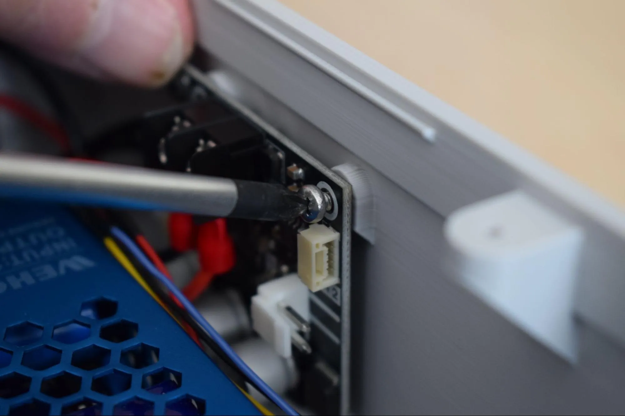 Screw power board